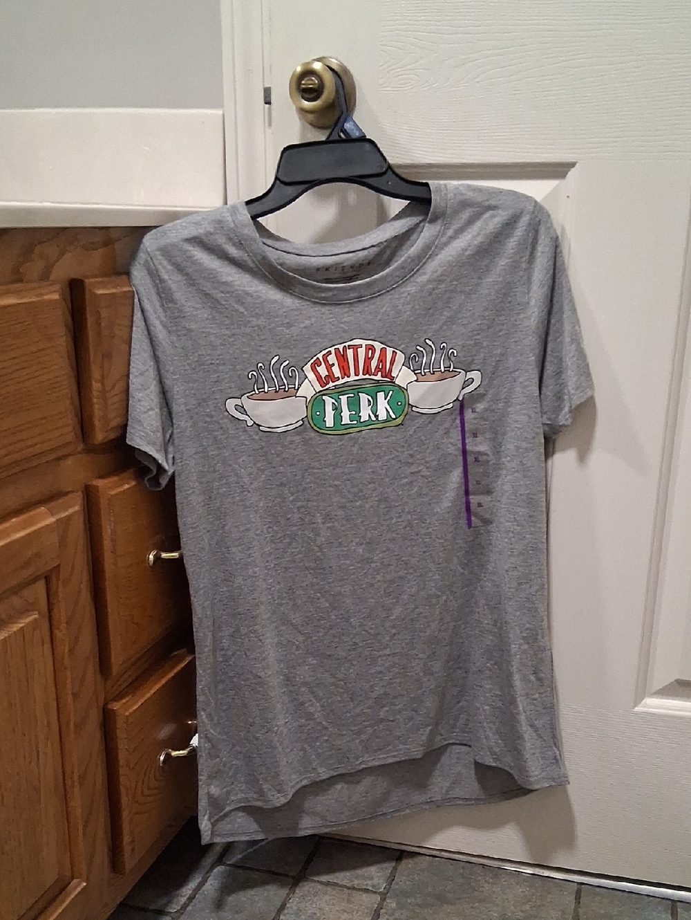 FRIENDS Central Perk Heather Gray Print Tee. XL